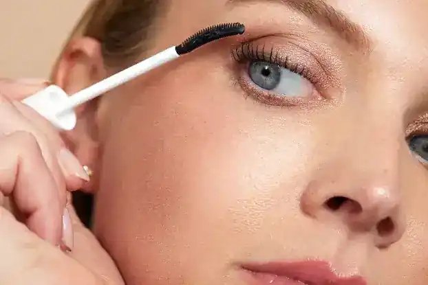 Mai Lash Bar