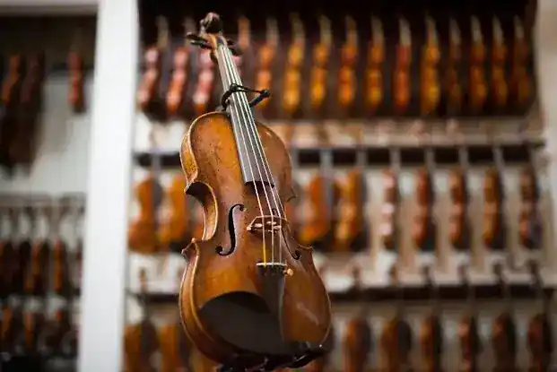 Main Violin