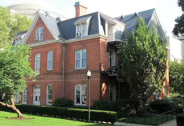 Maison Française