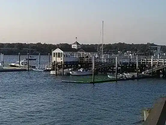 Manhasset Bay Yacht Club