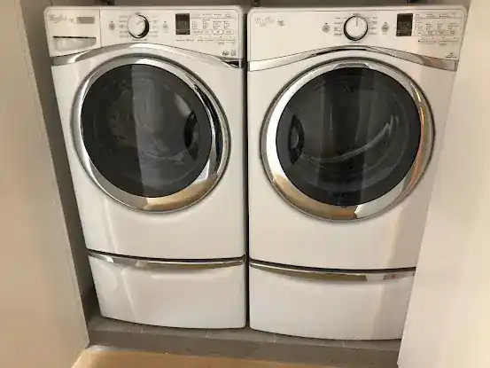 Manhattan Appliance LLC