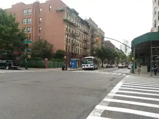 Manhattan Av/W 116 St