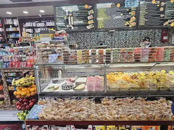 Manhattan Best Deli & Grill