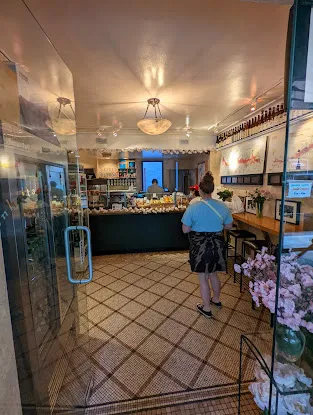 Manhattan Espresso Cafe