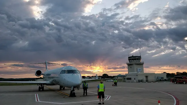 Manhattan Regional Airport