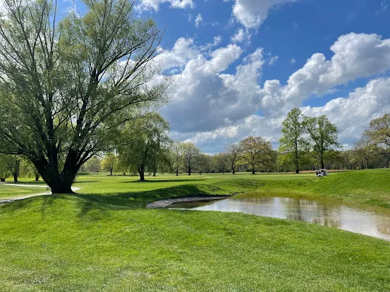 Maple Moor Golf Course