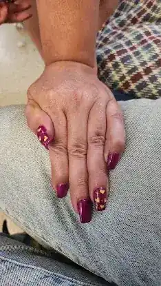 Mary Nails