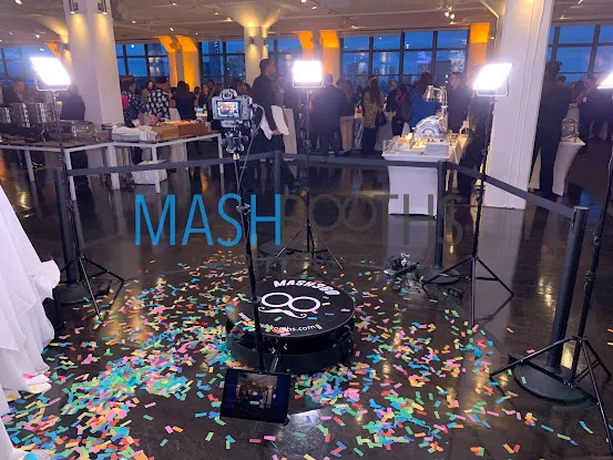 Mashbooths Modern Photo Booth Rentals
