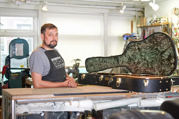Matt Umanov Guitars