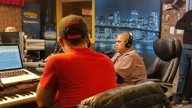 Mega 97.9