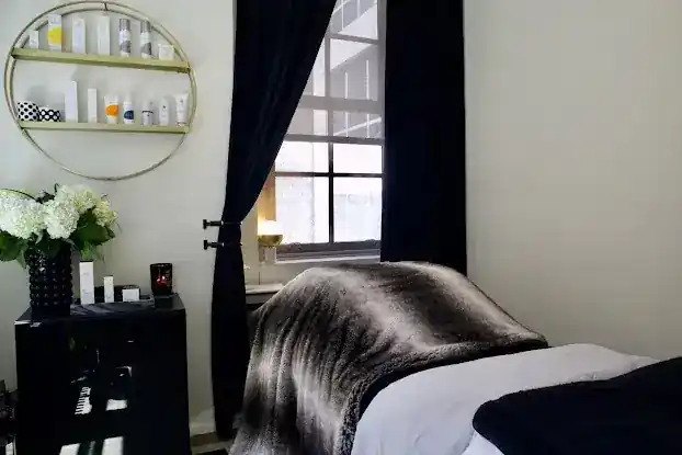 Melaskin Studio