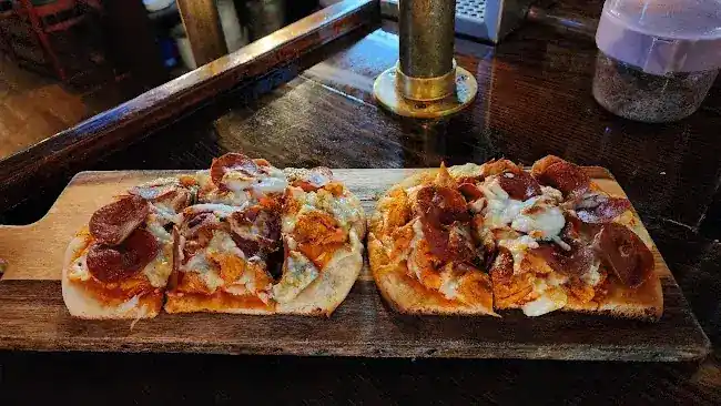 Meller’s Sports Hub and Grill