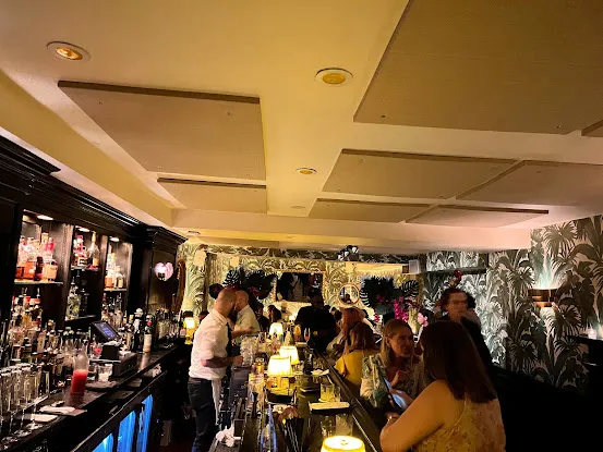 Melody’s Piano Bar
