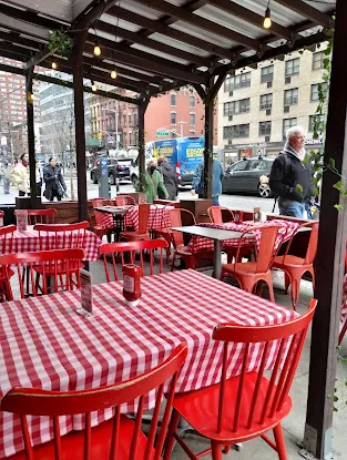 Mel's Burger Bar