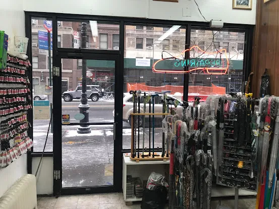 Mel’s shoe repair