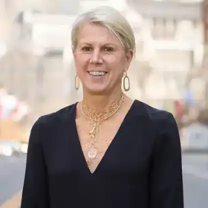 Merrill Lynch Private Wealth Advisor Rosalie Hunter