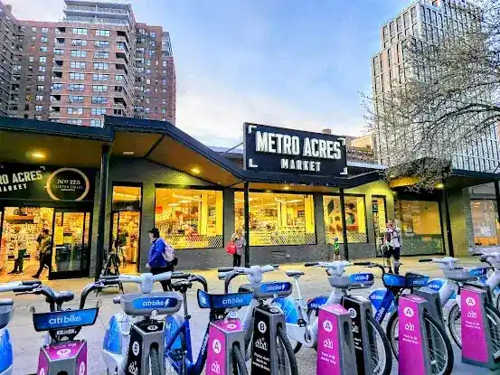 Metro Acres Market
