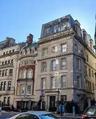 Metropolitan Museum Historic District