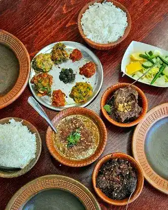 Mezban House (Halal)