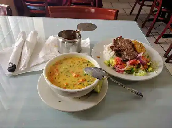 Mi Romance Ecuatoriano Lucho Barrios