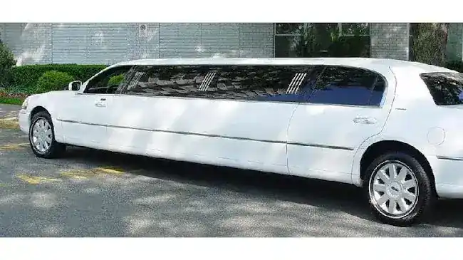 Minuteman II Limousine and Car Service