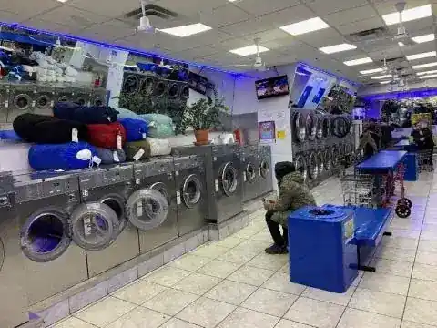 Miss Bubble Laundromat