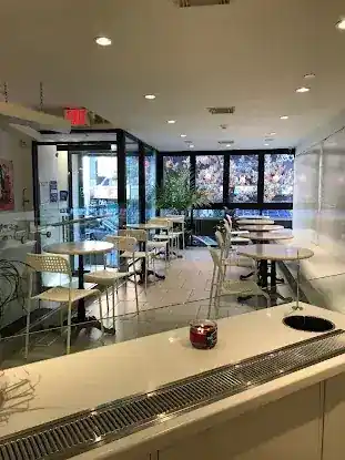MJ (Manny Janeth) Café
