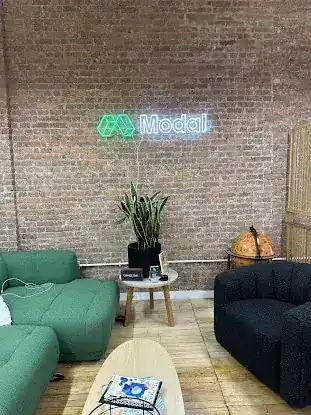 Modal HQ