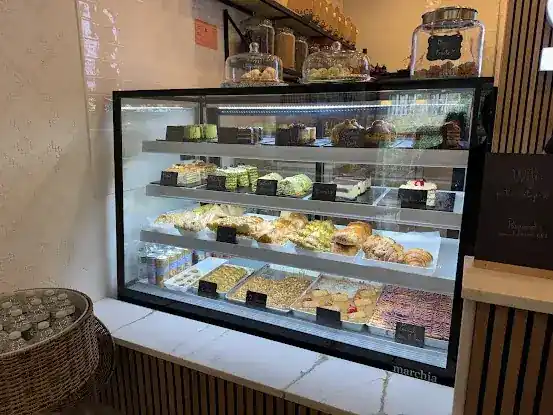 Moka & Co