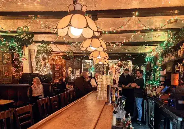 Molly's Shebeen Bar + Restaurant