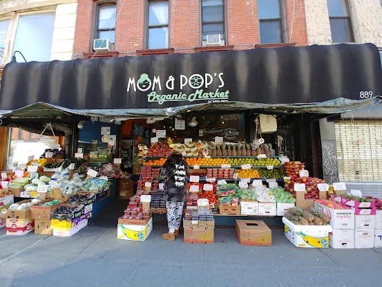 Mom & Pop's Organic Market