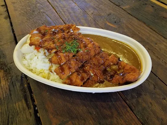 Momo Curry