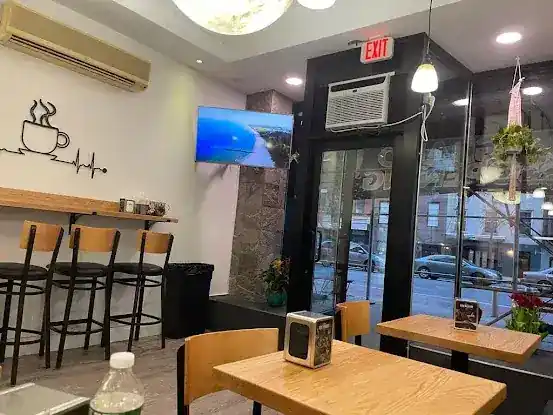 Moncheri Coffee Shop & Creperie