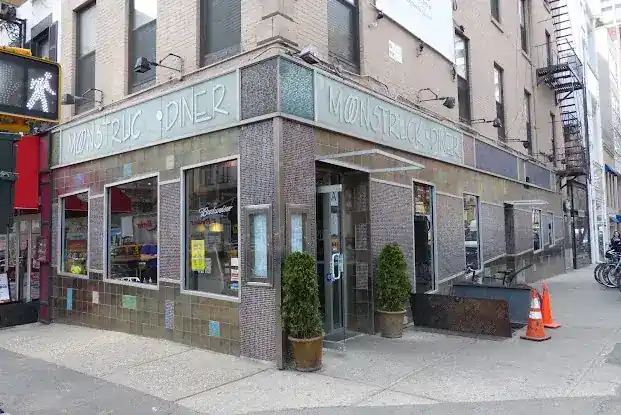 Moonstruck Eatery