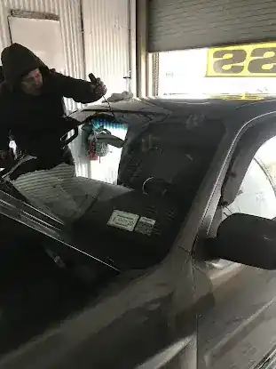 Movil Auto Glass