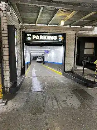 MPG Parking (MP East 9 LLC)