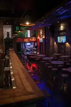 Muses 35 Bar & Karaoke