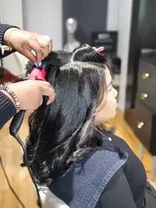 Nadia Vassell Salon