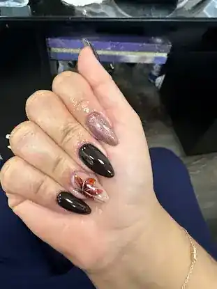 Nails by Monica