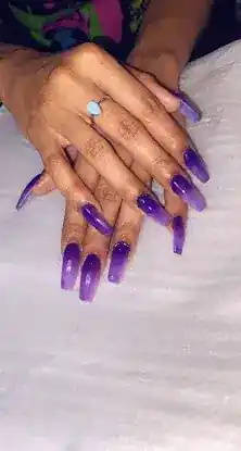 Nailsbyladyro