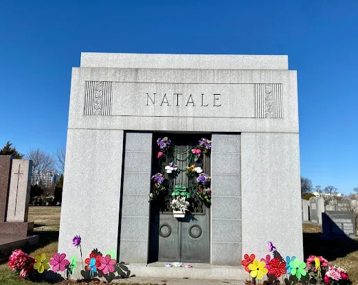 Natale Monuments