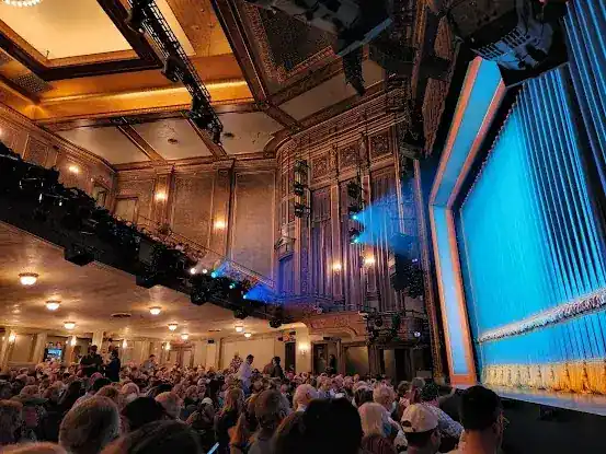 Nederlander Theatre