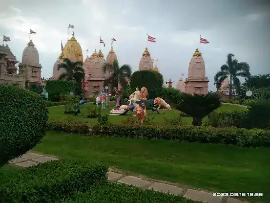 Neelkanth Dham Temple