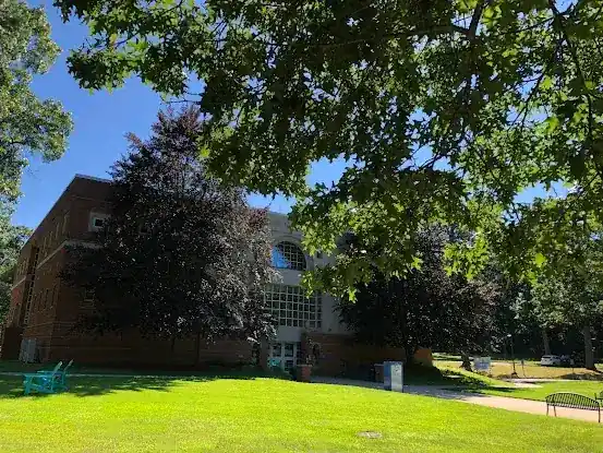 New York Institute of Technology – Long Island Campus