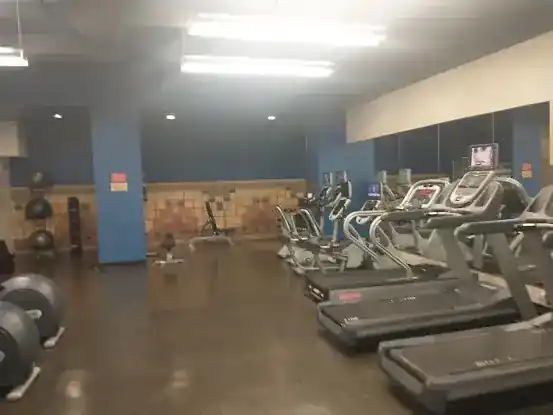 New Yorker Hotel - Gym