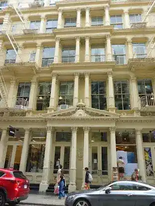 Noë & Associates