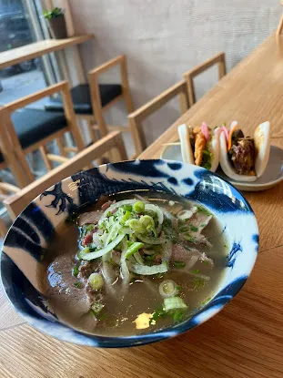 Nom Nam