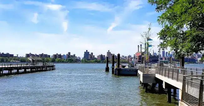 North 5th Street Pier and Park