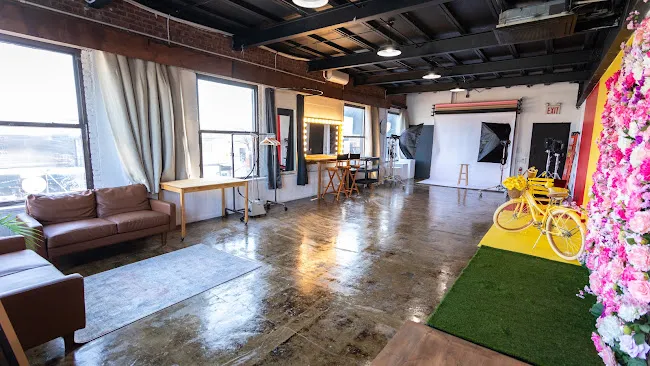 Nula Studios: C & D | Photo Studio Rental