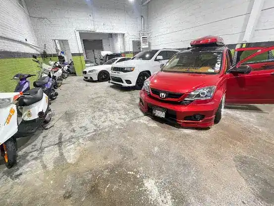 NYC FLAWLESS AUTO BODY